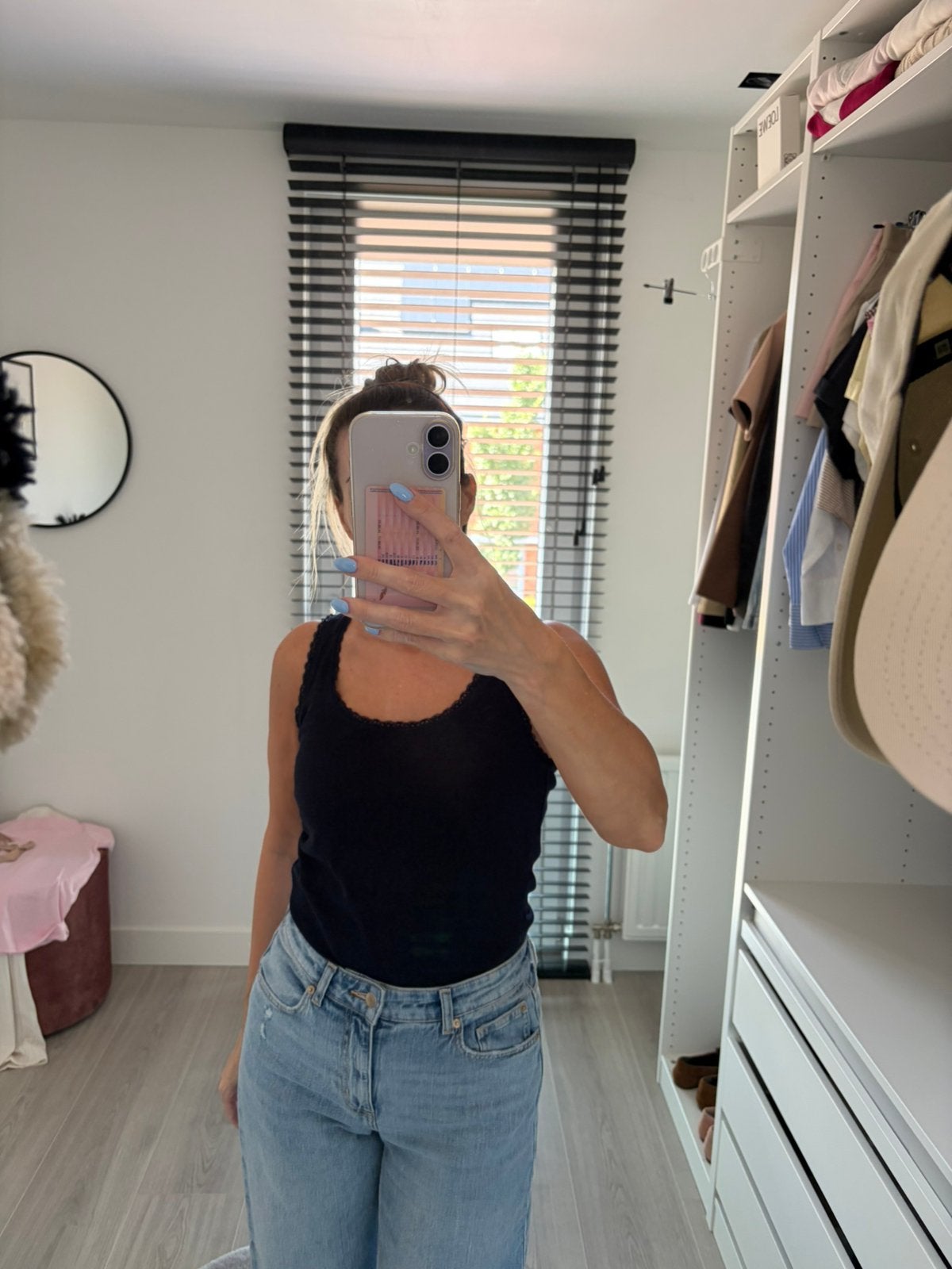 Mango top met kant, Maat 38/40 (M), Zo goed als nieuw, Zonder mouw, Verzenden