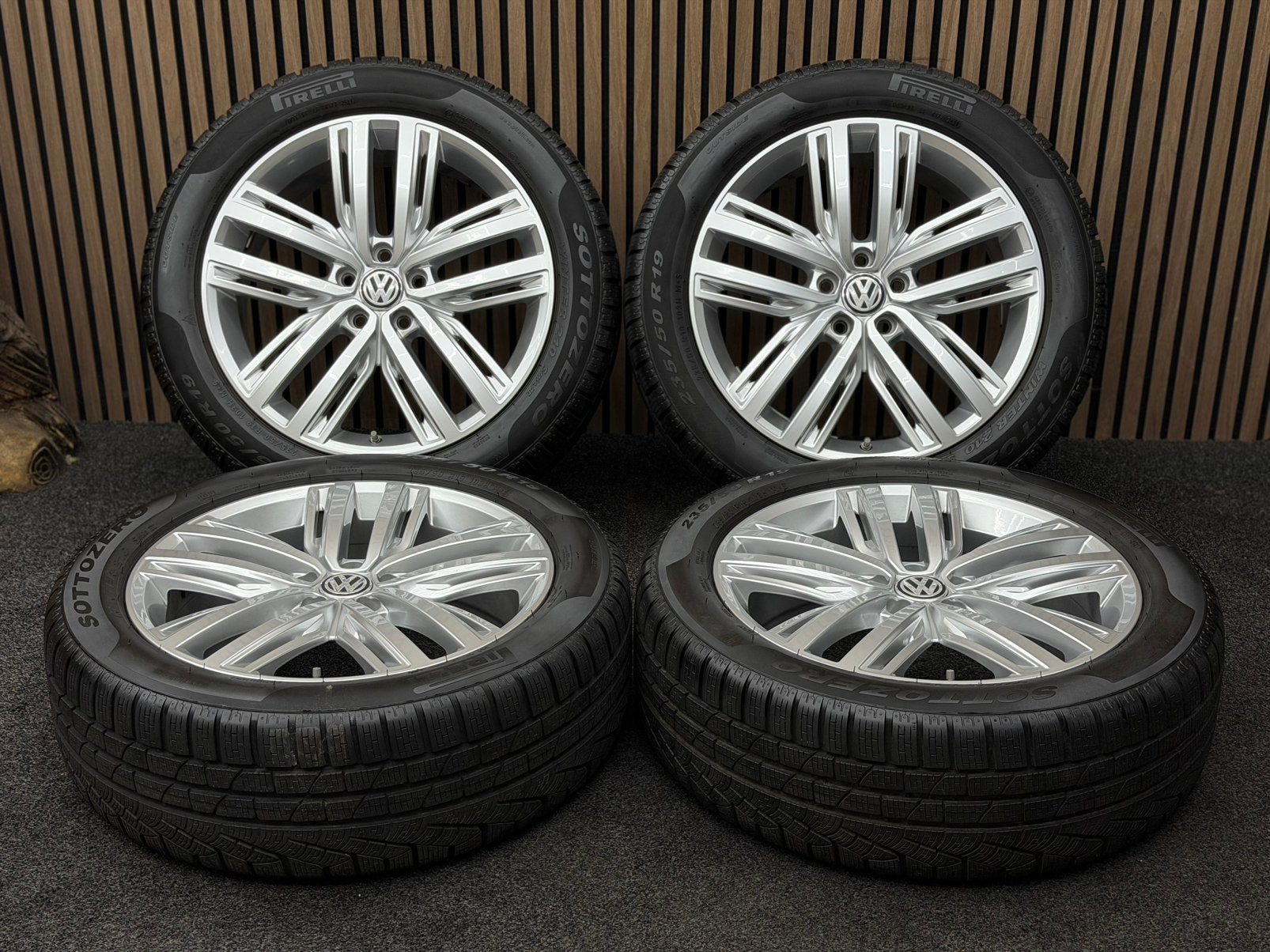 WINTER! Originele 19 inch VW Tiguan Auckland 5x112 Pirelli, Auto-onderdelen, Banden en Velgen, ., Banden en Velgen, Winterbanden
