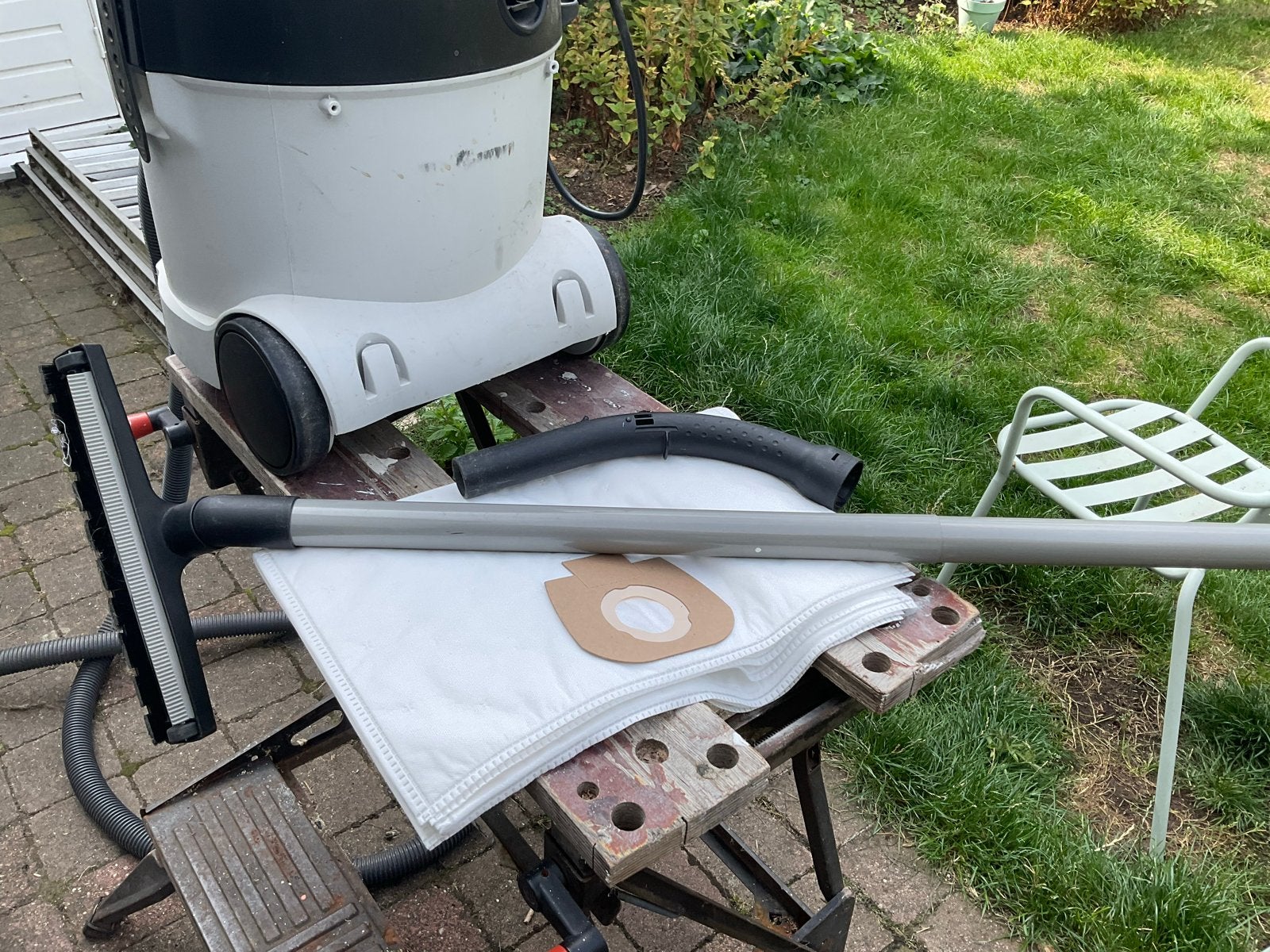 Makita bouwstofzuiger VC 2512 L met 4 extra stofzakken, Ophalen, Overige typen