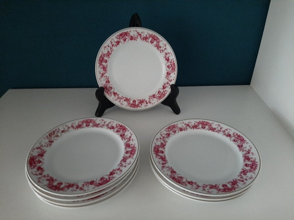Acht Furstenberg bietenrode gebaksbordjes, Ophalen of Verzenden, Zo goed als nieuw, Bord(en), Overige stijlen