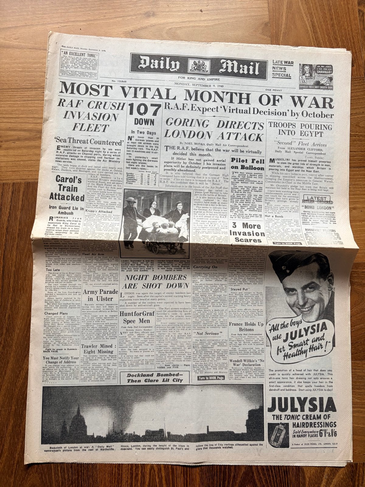 Daily Mail krant WW2 - 9 september 1940, Ophalen of Verzenden, Gelezen, Krant