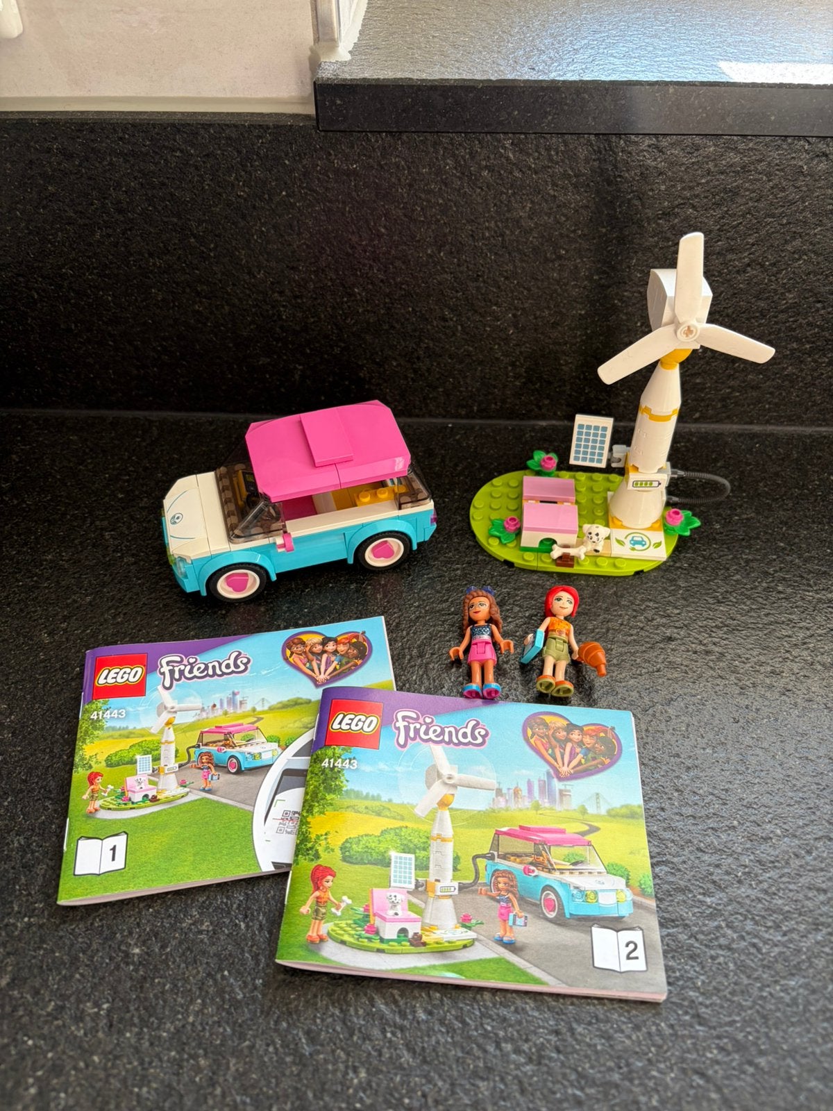LEGO Friends Olivia's elektrische auto - 41443, Lego, Friends, Ophalen of Verzenden, Zo goed als nieuw