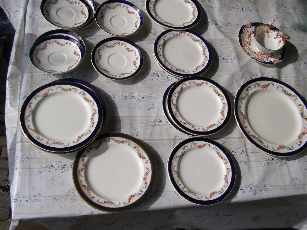 18 versch. serviesdelen Bleu de Roi Alfred Maekin LTD, Overige merken, Klassiek, Overige typen, Ophalen of Verzenden