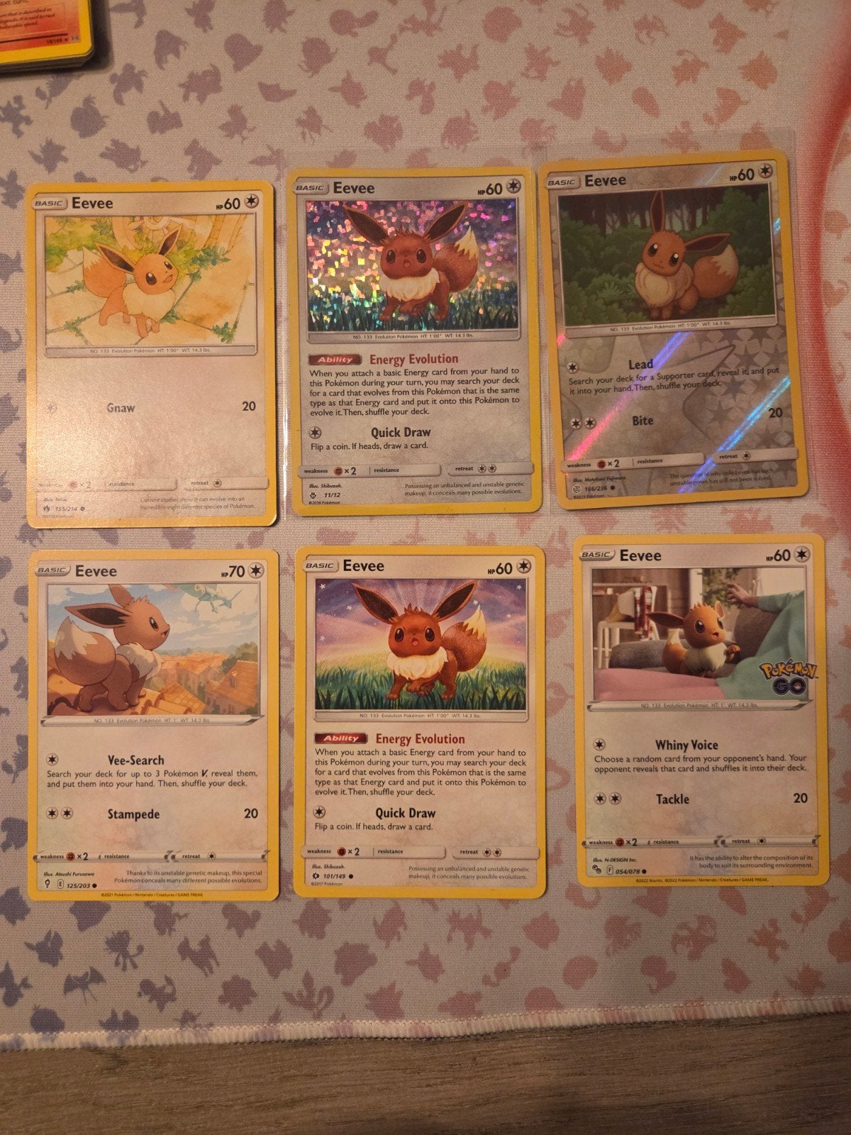 Eevee Collectie - Diverse sets, Ophalen of Verzenden, Zo goed als nieuw, Meerdere kaarten, Foil