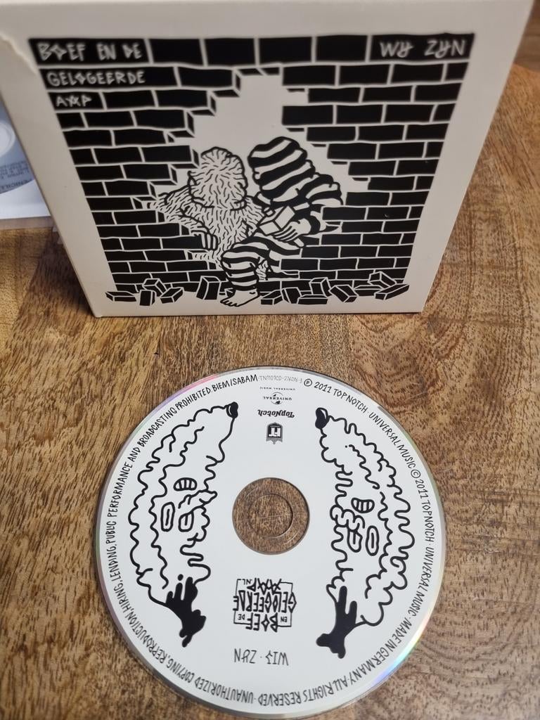 Cd Boef en de Gelogeerde Aap – Wij Zijn, Cd's en Dvd's, Ophalen of Verzenden, 2000 tot heden, Zo goed als nieuw