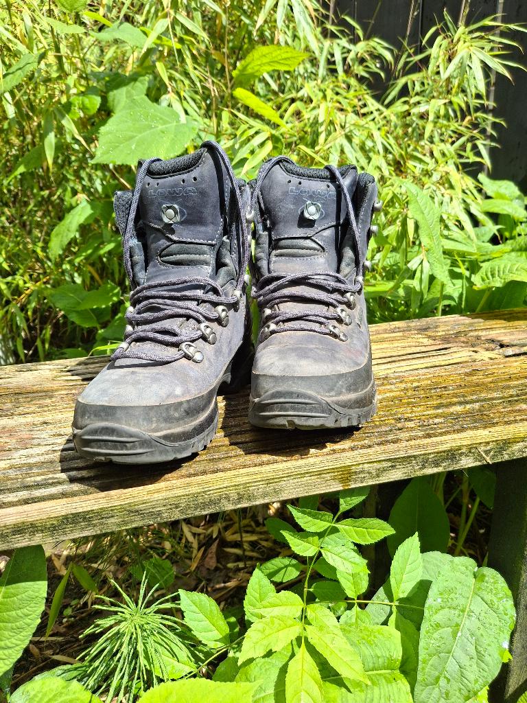 Lowa Lady GTX bergschoenen maat 38, Sport en Fitness, Bergsport en Wandelen, Ophalen of Verzenden, Zo goed als nieuw, Schoenen