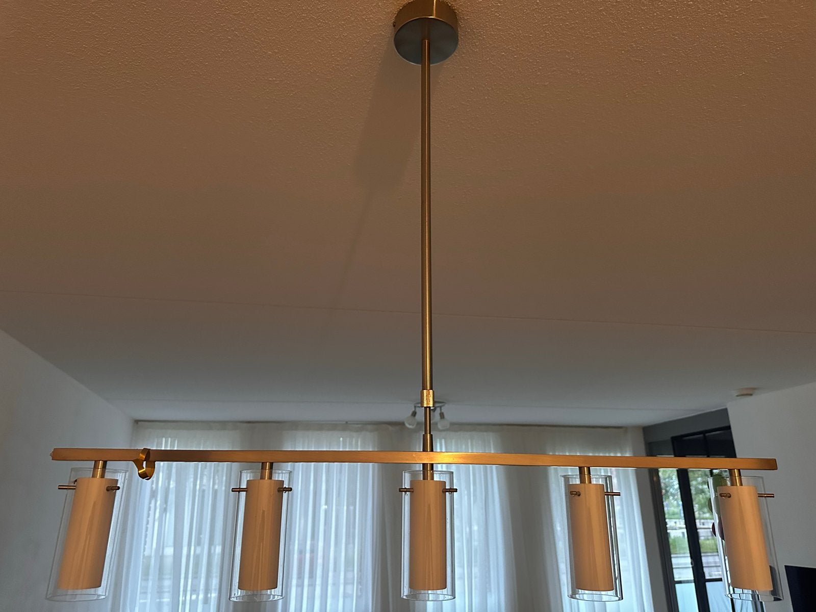 Moderne hanglamp met 5 glazen kappen, Ophalen, Zo goed als nieuw, Glas, 75 cm of meer
