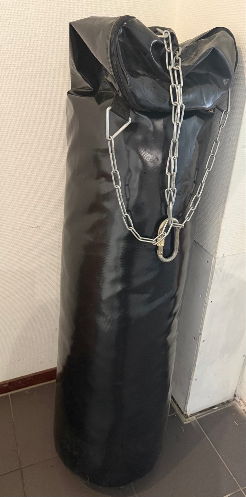 Zwarte bokszak met ketting, Ophalen of Verzenden, Gebruikt, Bokszak