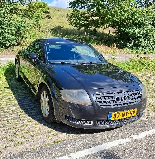 Audi TT 1.8 T Coupe 110KW 2004 Zwart, Auto's, Voorwielaandrijving, TT, Zwart, 4 cilinders
