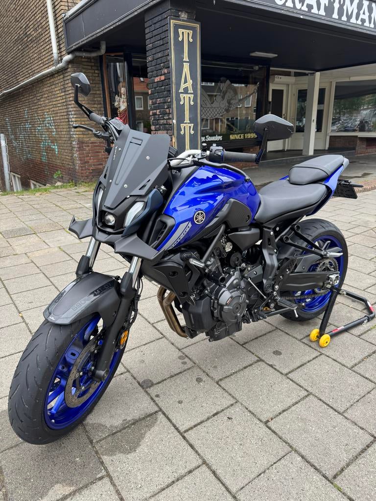 Yamaha MT-07 2021 ABS - 35KW A2- MT-09 - Z900 - Akraprovic, Motoren, Motoren | Yamaha, 2 cilinders, Sportuitlaat, Gebruikt, Particulier
