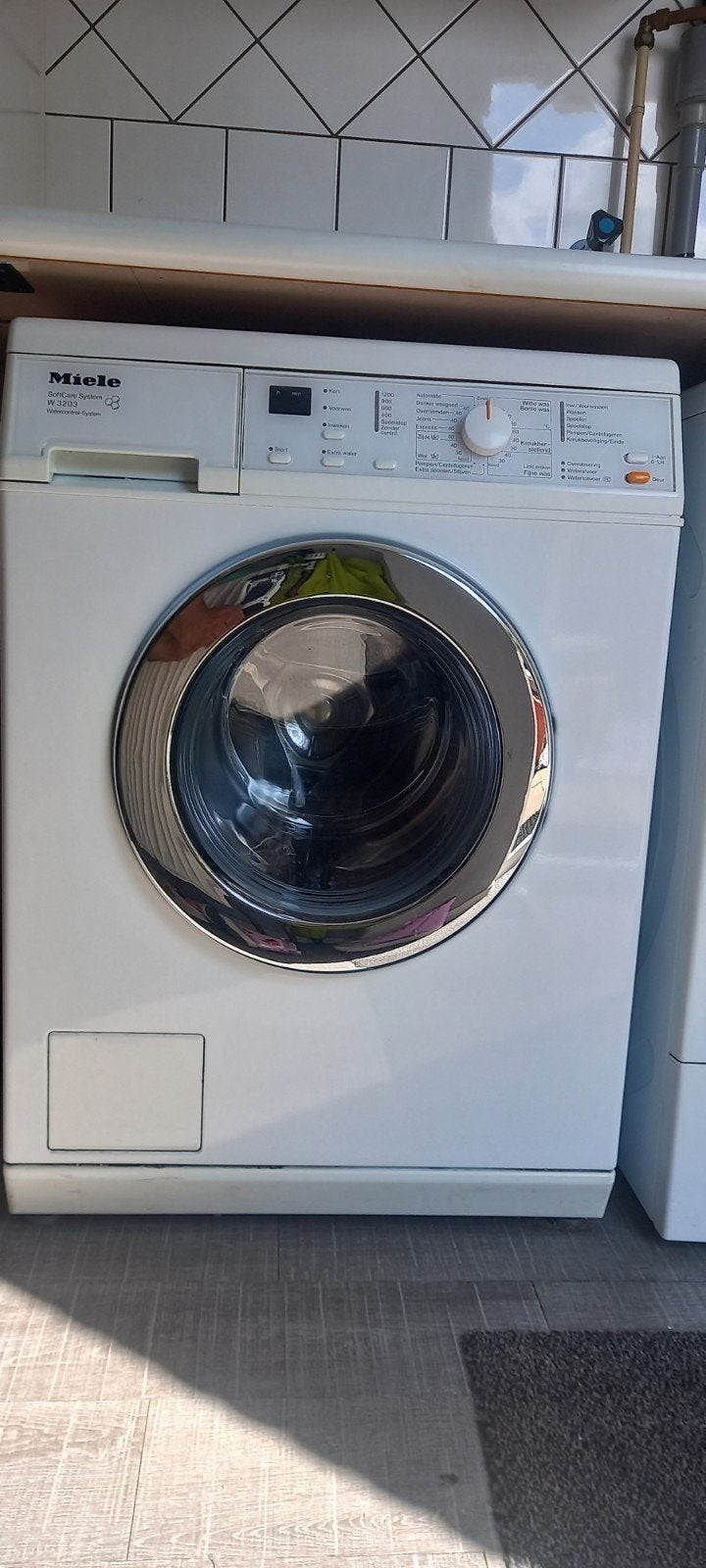 Miele W 3203 SoftCare System Wasmachine, Witgoed en Apparatuur, Wasmachines, Ophalen, Gebruikt, Voorlader, 85 tot 90 cm