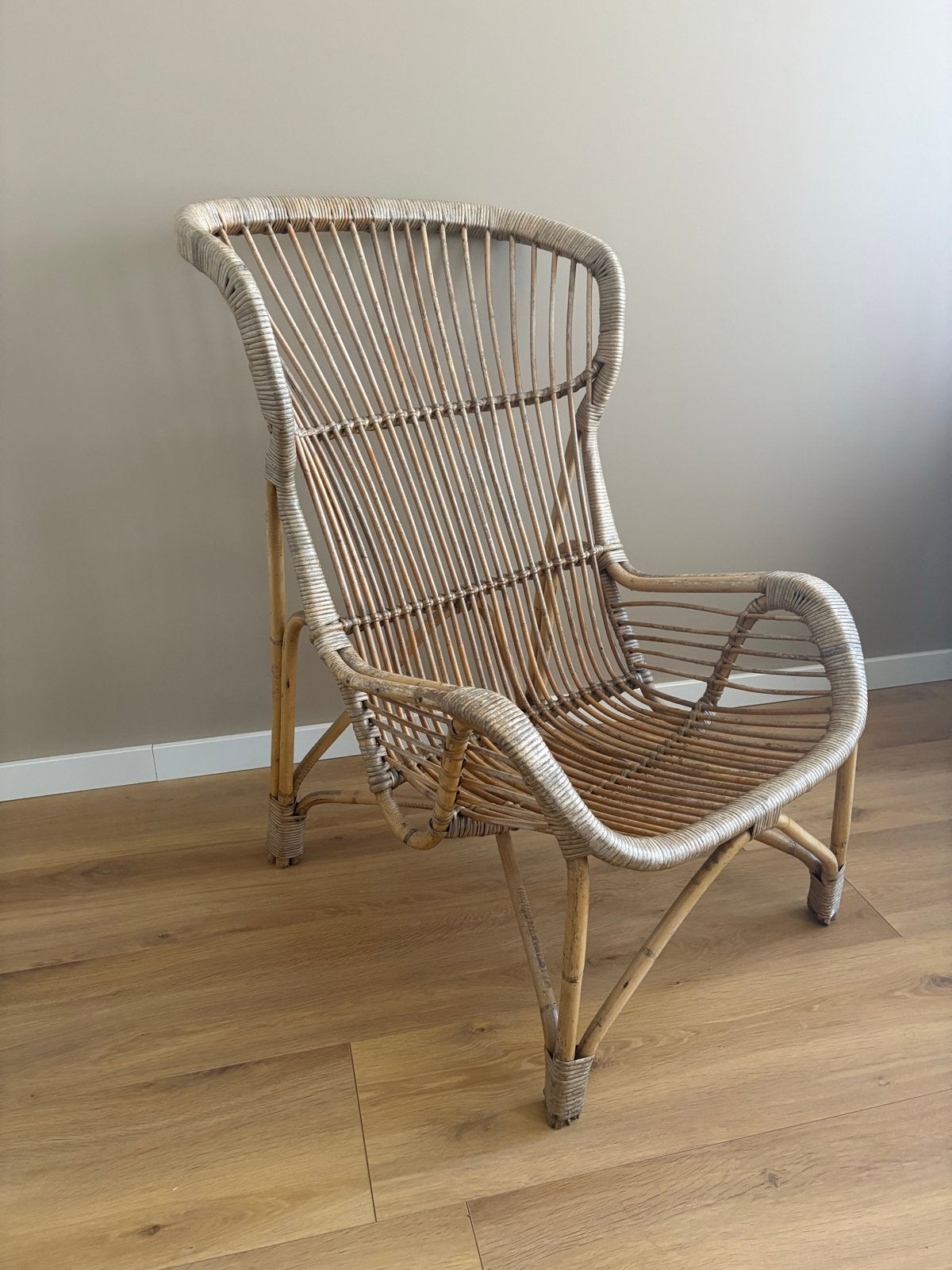 Vintage rotan fauteuil, Antiek en Kunst, Antiek | Meubels | Stoelen en Banken, Ophalen