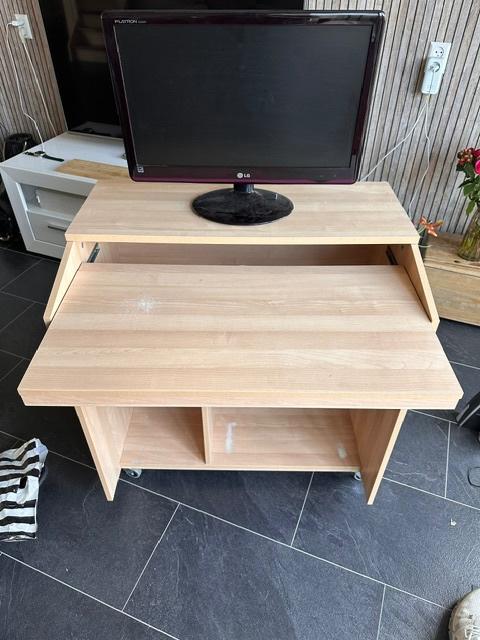 Computermeubel, Ophalen, Zo goed als nieuw, 70 tot 120 cm, 70 tot 120 cm