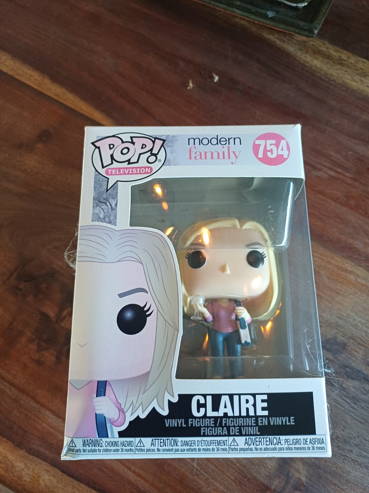 Funko pop claire, Ophalen of Verzenden