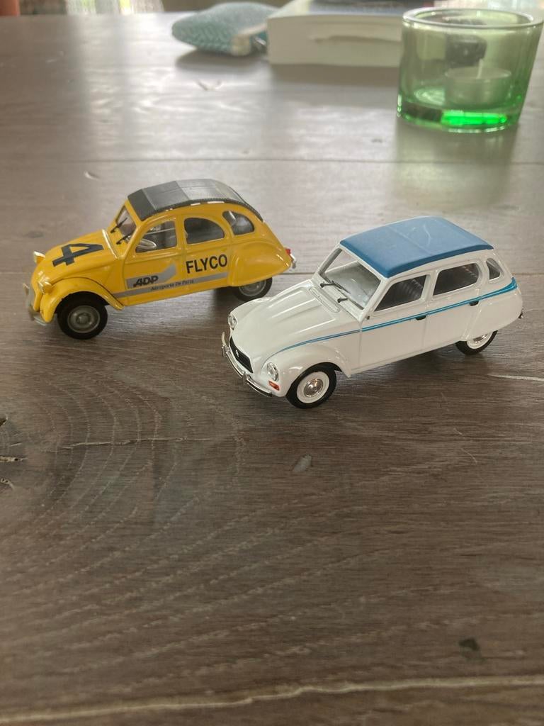 2 Norev modellen: Citroën 2CV en Dyane 1:43 - Als nieuw, Ophalen of Verzenden, Zo goed als nieuw, Auto, Norev