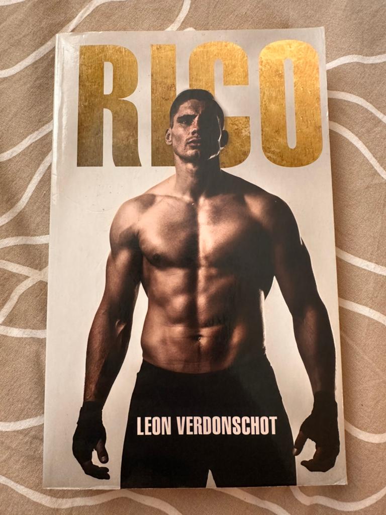 RICO - Het onthullende levensverhaal van Rico Verhoeven, Ophalen of Verzenden, Gelezen, Vechtsport