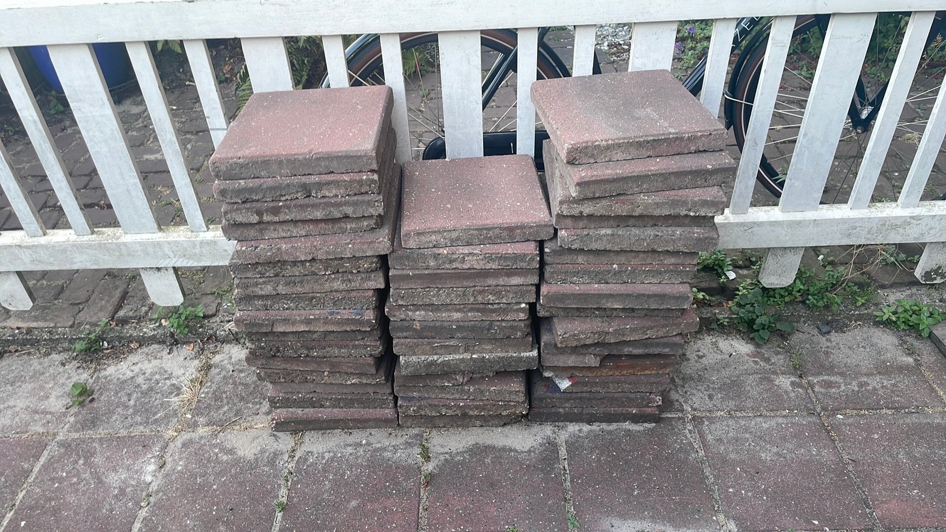 Gratis stoep tegels 30x30, Tuin en Terras, Ophalen of Verzenden, Zo goed als nieuw, Beton, Terrastegels