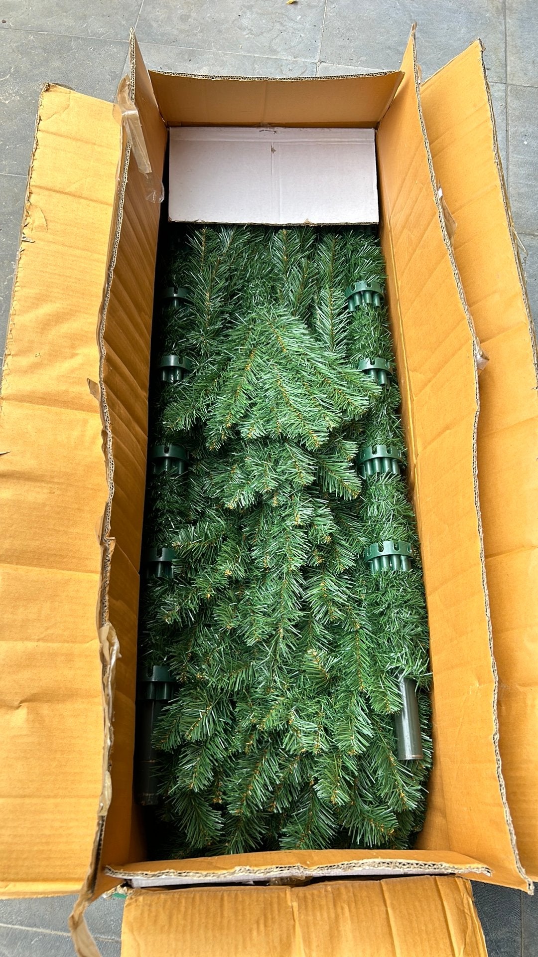 Nieuw! Triumph tree kerstboom 260cm, Diversen, Kerst, Ophalen of Verzenden, Nieuw
