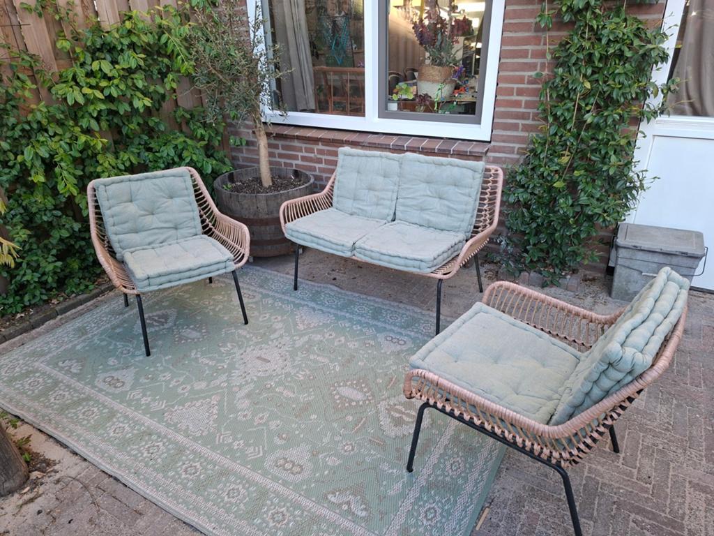 Rotan Loungeset met Kussens - 3-delig, Tuin en Terras, Tuinsets en Loungesets, Ophalen, 4 zitplaatsen, Gebruikt, Rotan