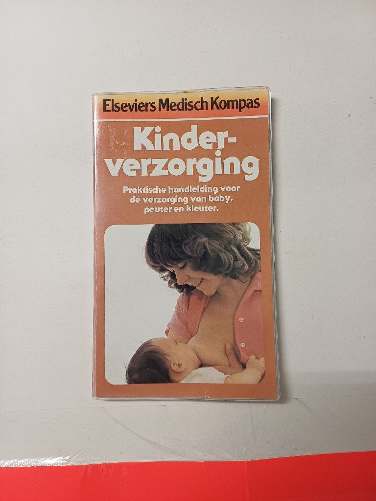 Boekje - Elseviers Medisch Kompas - Kinderverzorging, Ophalen of Verzenden, Gelezen, Gezondheid en Conditie