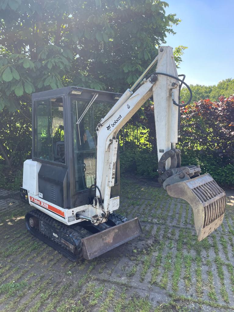 Minigraafmachine BOBCAT x220, Ophalen, Graafmachine