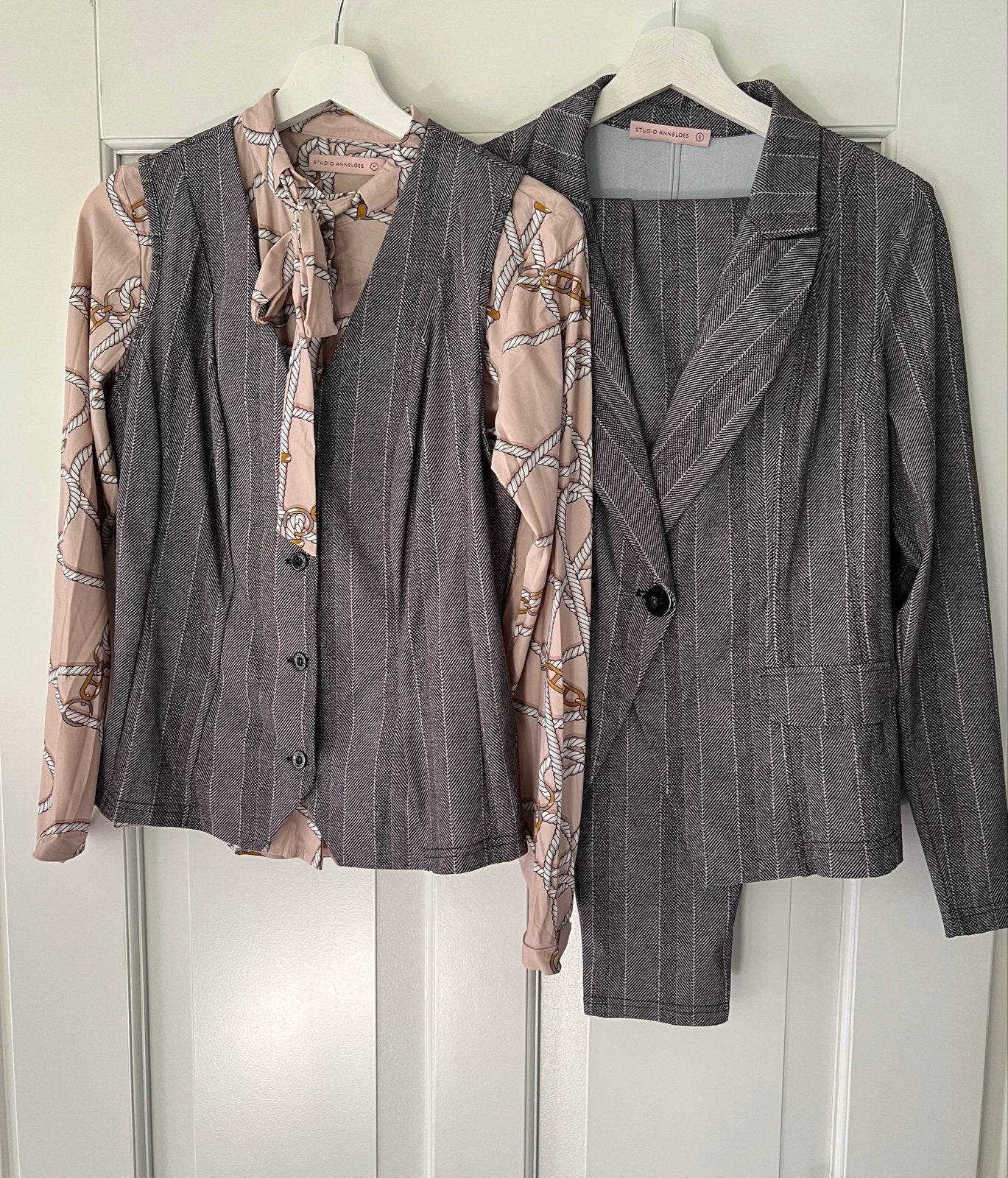 Studio Anneloes 4-delig pak Heavy Travel Stof, Kleding | Dames, Broeken en Pantalons, Verzenden, Zo goed als nieuw, Maat 36 (S)