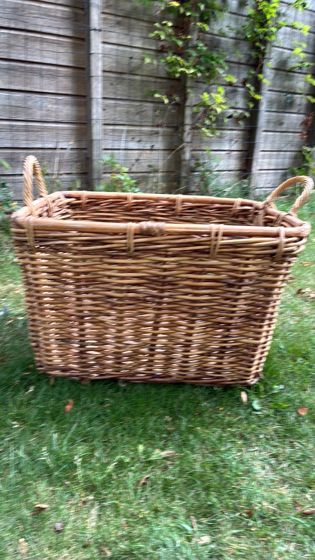 Vintage mand wasmand, Ophalen, Zo goed als nieuw