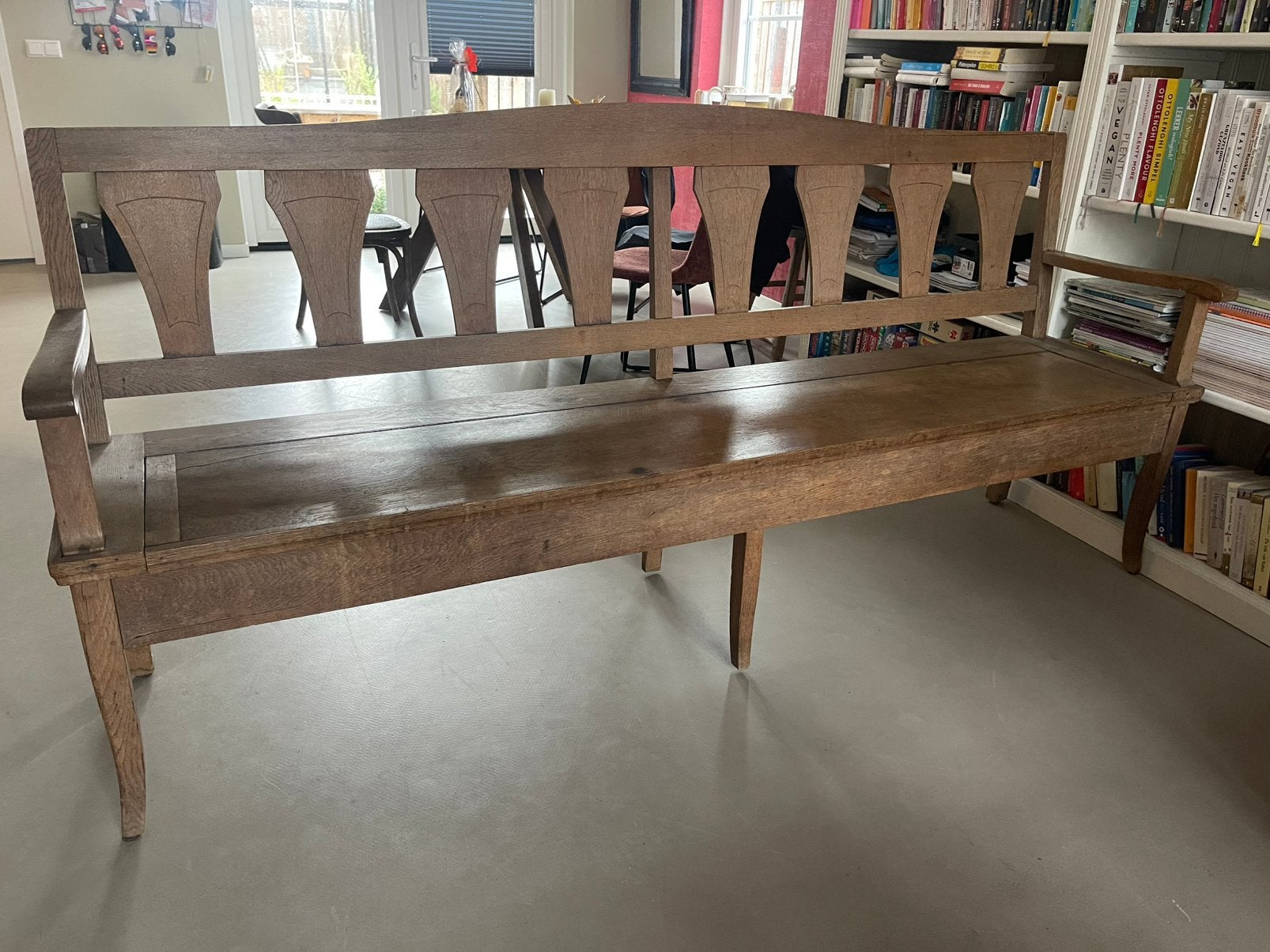 Kerkbank klepbank houten bank 2.26mtr., Ophalen