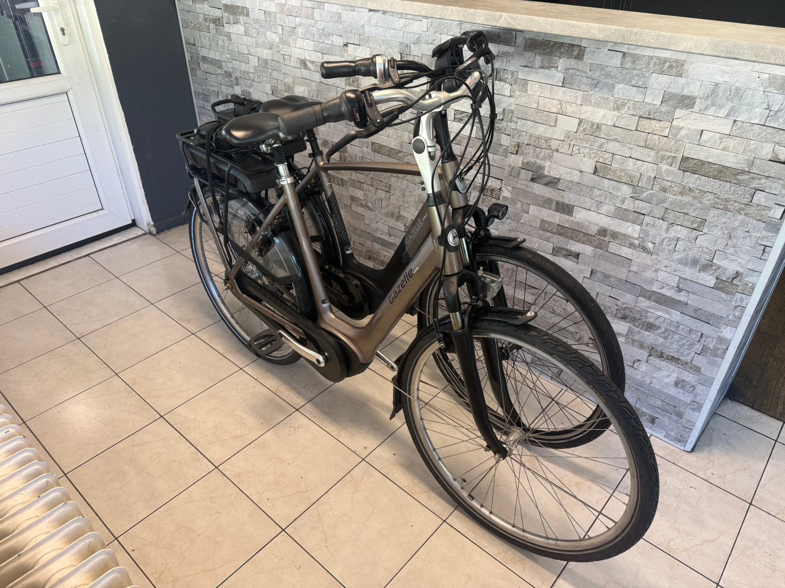 2st E-Bike Gazelle Orange D57cm H53cm.Bosch Active Line Plus, Fietsen en Brommers, Elektrische fietsen, Gebruikt, Gazelle, 55 tot 59 cm
