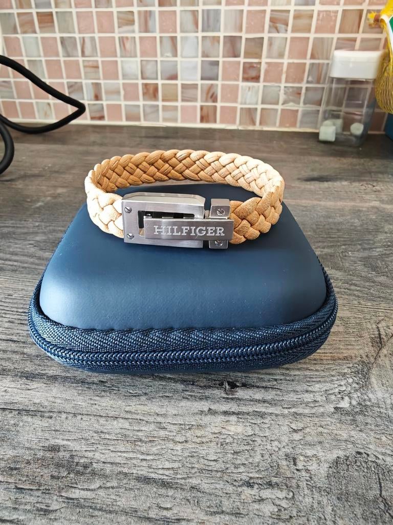 Tommy Hilfiger armband, Ophalen of Verzenden, Nieuw, Beige, Leer