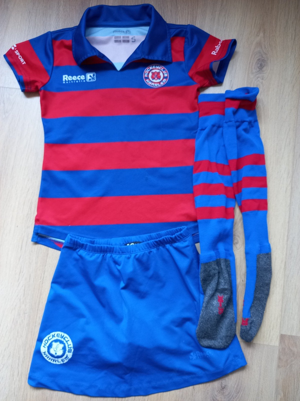 Hockey Club Haarlem Meisjes tenue maat 135/140, Ophalen of Verzenden, Gebruikt, Kleding