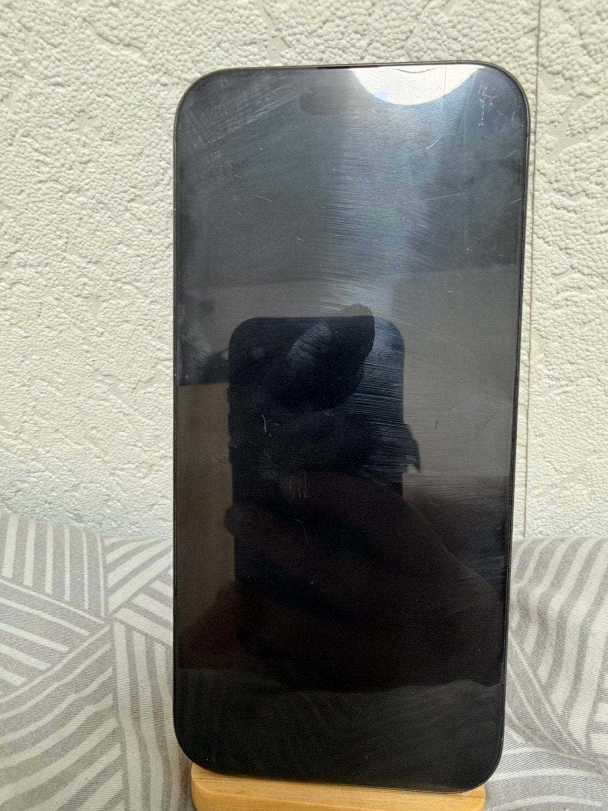 Foto 3 van iPhone 16 Pro Max 256GB Black Titanium