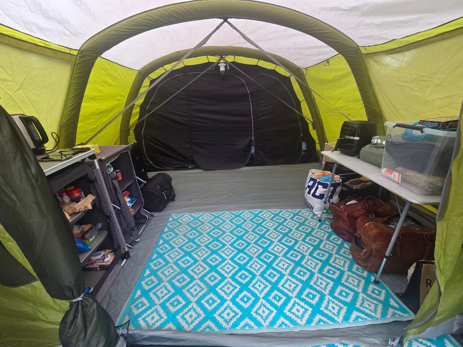 Ruime opblaasbare familietent - vango Airbeam Seconds 6.3 XL, Ophalen
