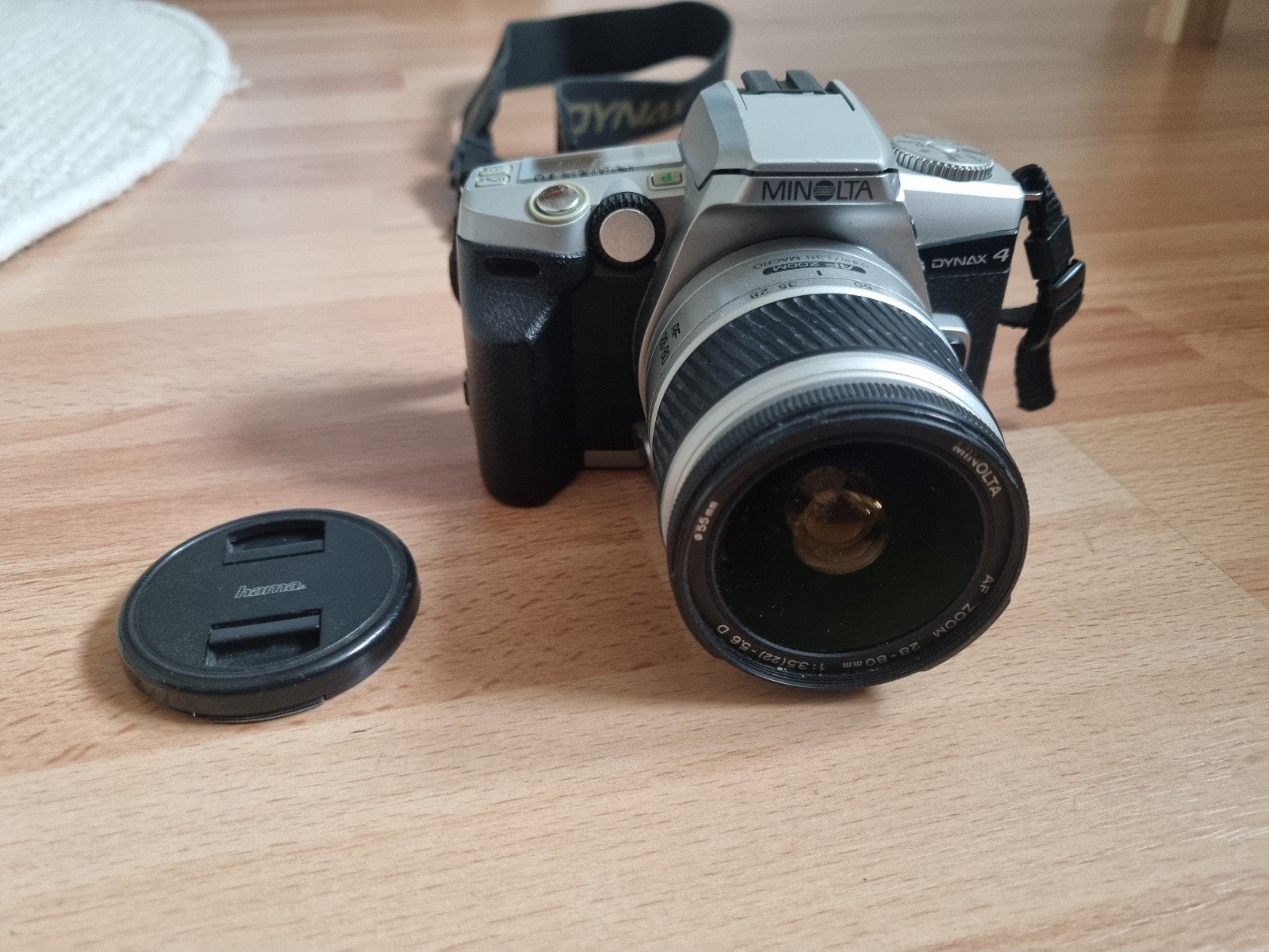 Minolta Dynax 4 spiegelreflexcamera met AF Zoom 28-80mm lens, Audio, Tv en Foto, Fotocamera's Analoog, Ophalen of Verzenden