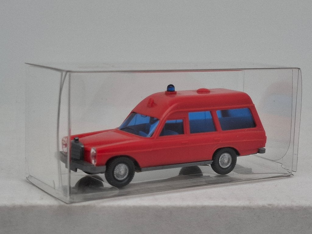 Mercedes Benz Binz ambulance - Wiking 1/87, Verzenden, Zo goed als nieuw, Auto, Wiking