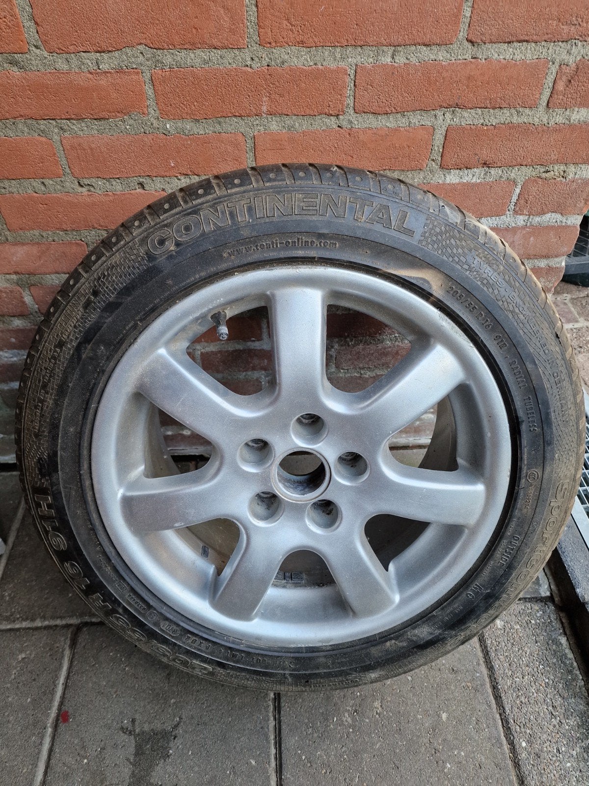 205/65/17  1 vw polo, Ophalen of Verzenden