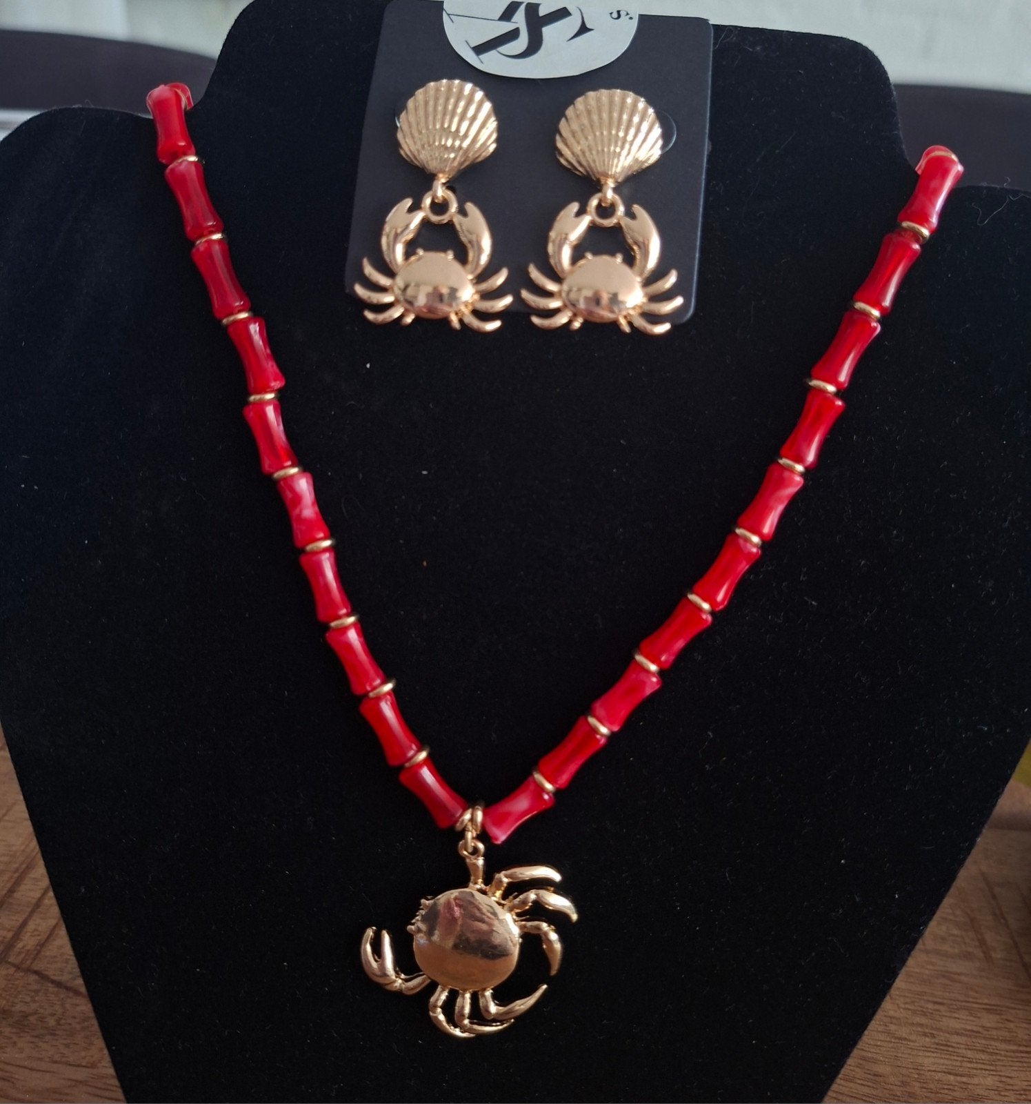 Koraalrode ketting en oorbellen met krab hanger, Overige materialen, Verstelbaar, Nieuw, Ophalen of Verzenden