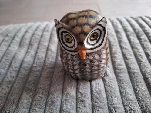 UIL uit hout beeldje h3, Houtsnijwerk, Minder dan 20 cm, Ophalen of Verzenden, Handgemaakt