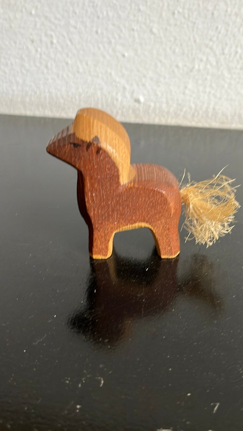 Schattig vintage Ostheimer veulen (bruin). Met brandstempel, Ophalen of Verzenden, Gebruikt, Overige typen