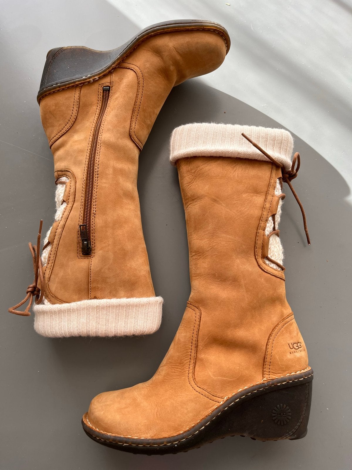 Uggs laarzen maat 36 - Bruin met gebreide details, Kleding | Dames, Schoenen, Hoge laarzen, Bruin, Ophalen of Verzenden, Zo goed als nieuw