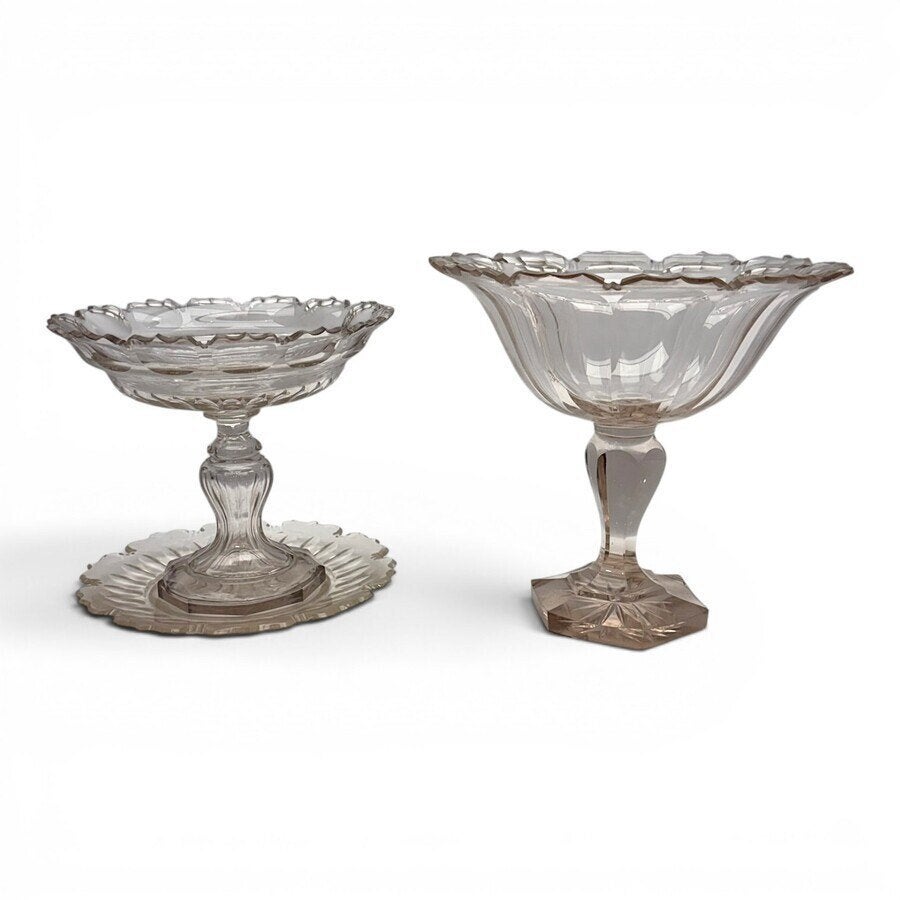 Twee kristallen fruitschalen of tazza's