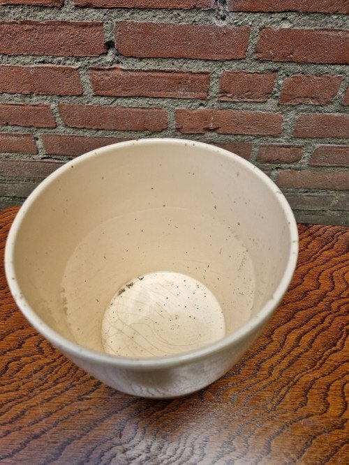 bloempot creme glad, Ophalen of Verzenden, 'T Olde Gre-j, Info@toldegrej.nl, Endepoelstraat 20f Didam