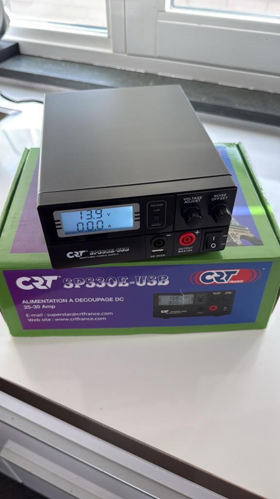 Voeding 30 amp, Telecommunicatie, Zenders en Ontvangers, Ophalen of Verzenden, Zo goed als nieuw