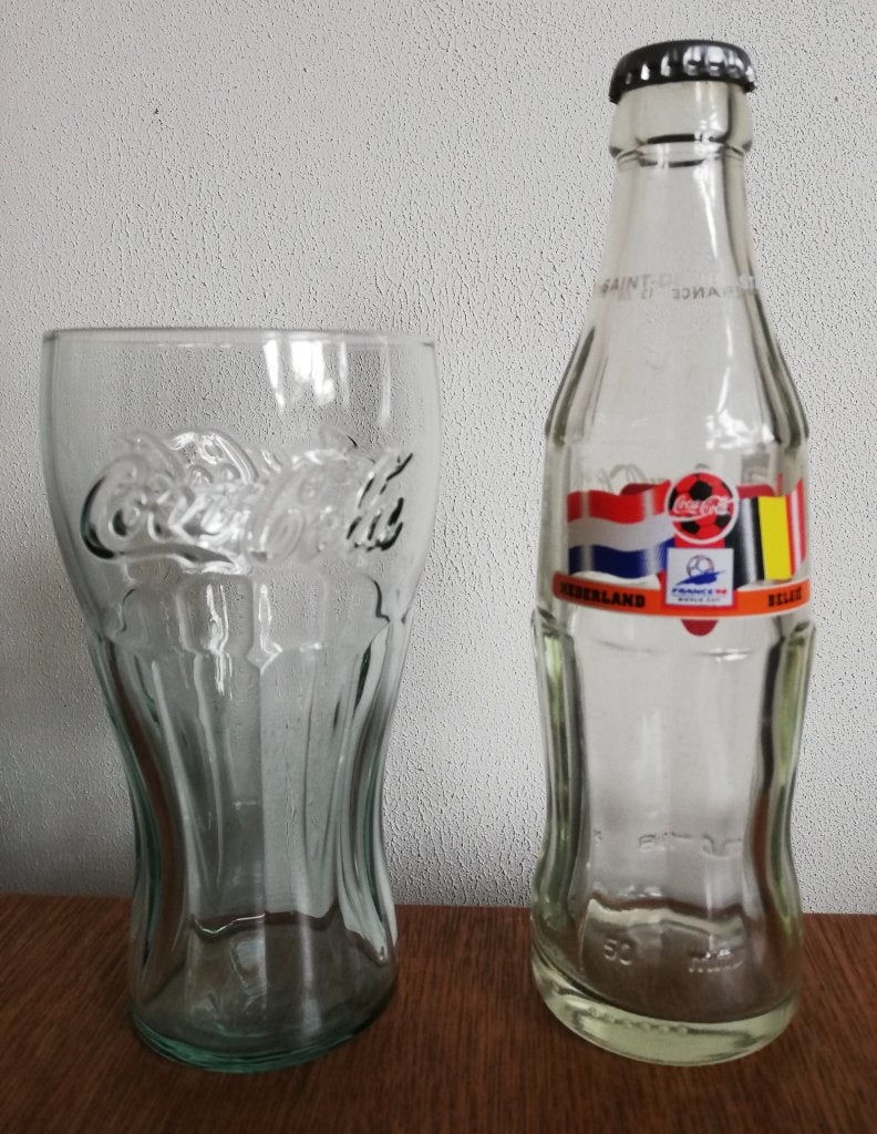 Coca Cola flesje France world cup 89 Nederland België + glas, Ophalen of Verzenden, Gebruikt, Gebruiksvoorwerp