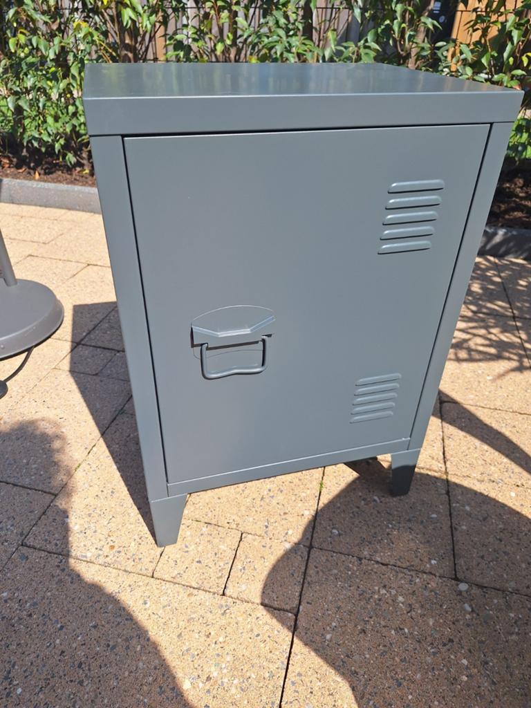 Kwantum kastje - Grijs metalen locker kastje, Ophalen, Gebruikt