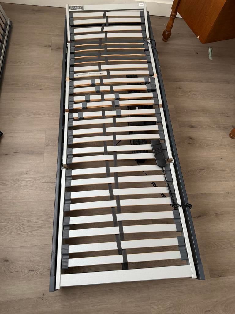 Bossflex 440 EL Lattenbodem elektrisch- 70x200 cm, Huis en Inrichting, Slaapkamer | Matrassen en Bedbodems, Zo goed als nieuw