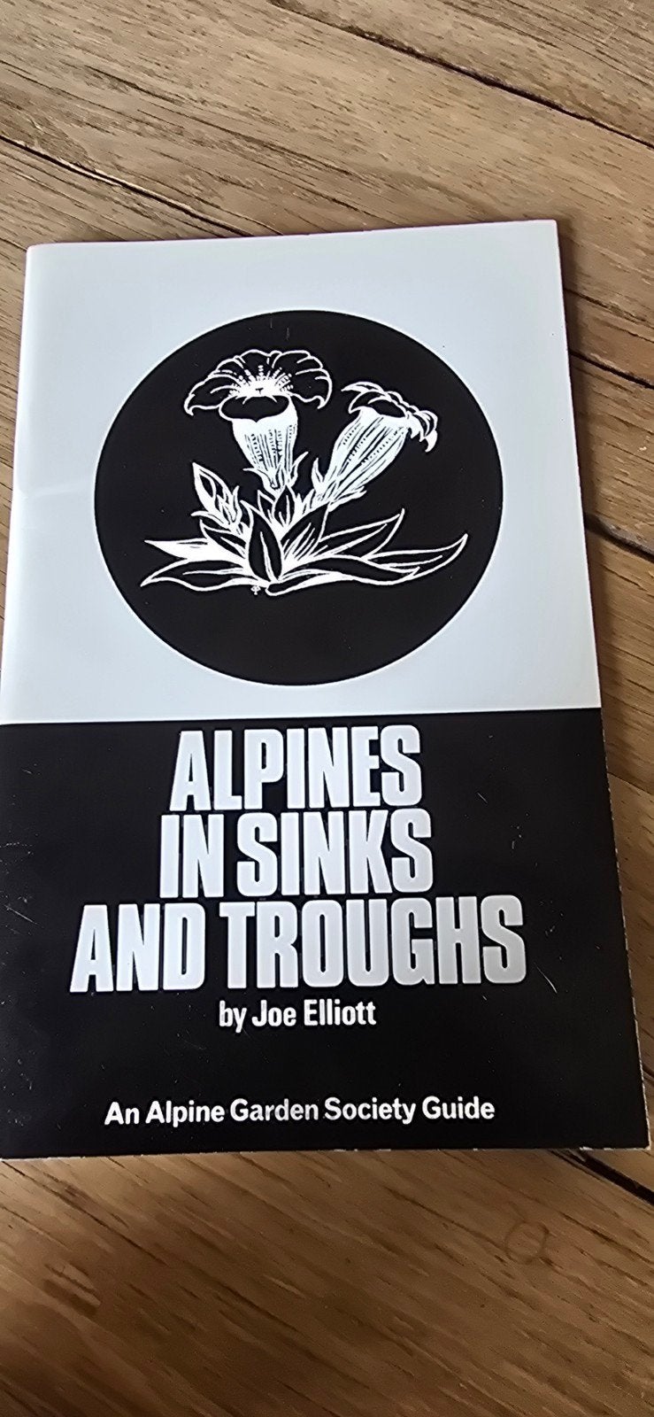 Alpines in Sinks and Troughs - Joe Elliott, Ophalen of Verzenden, Gelezen, Joe Elliott, Tuinieren en Tuinplanten