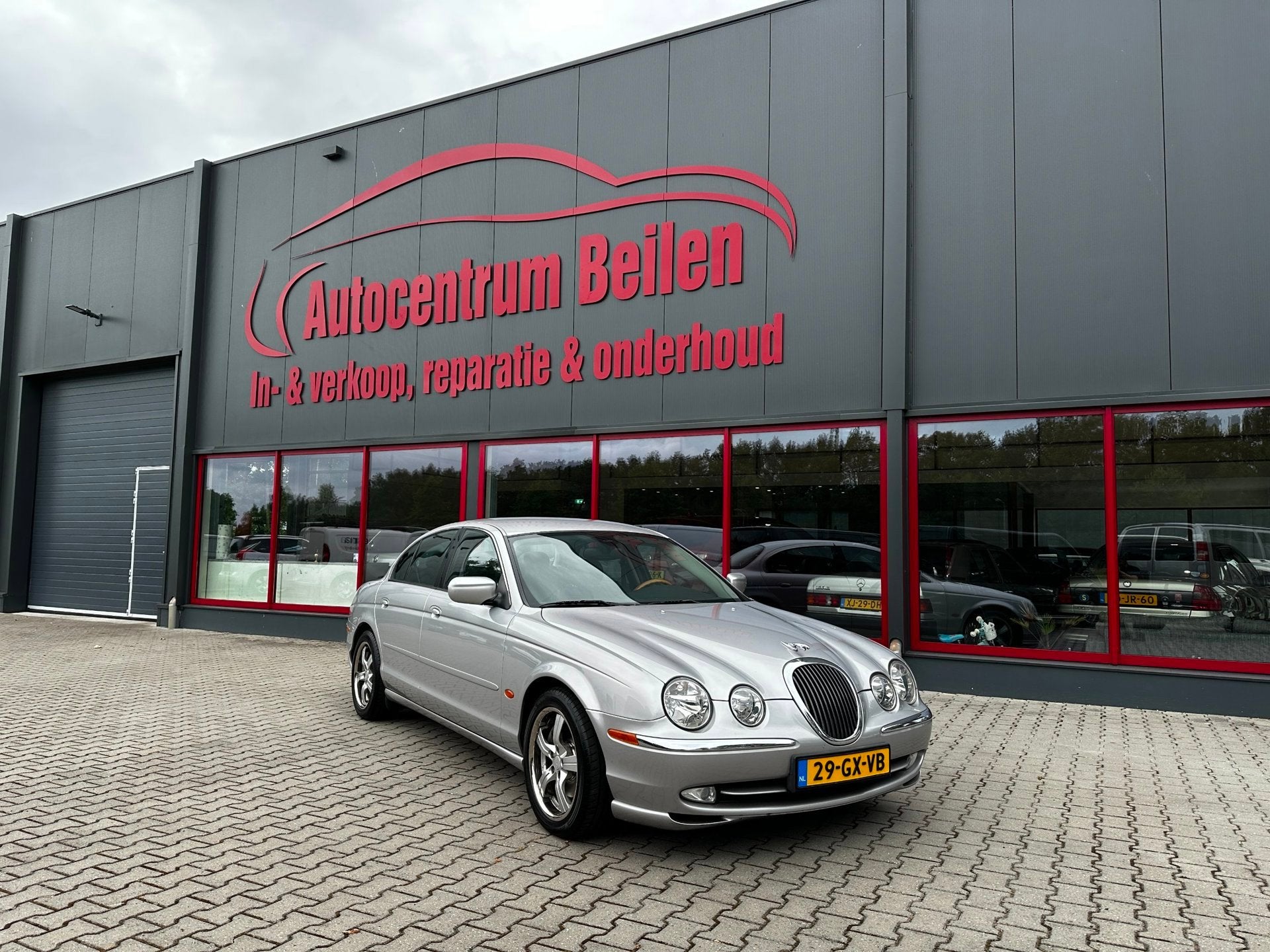 Jaguar S-type 3.0 V6 / AUTOMAAT / DEALER ONDERHOUDEN / NAVI, Auto's, Jaguar, 238 pk, Achterwielaandrijving, Gebruikt, Automatische klimaatregeling