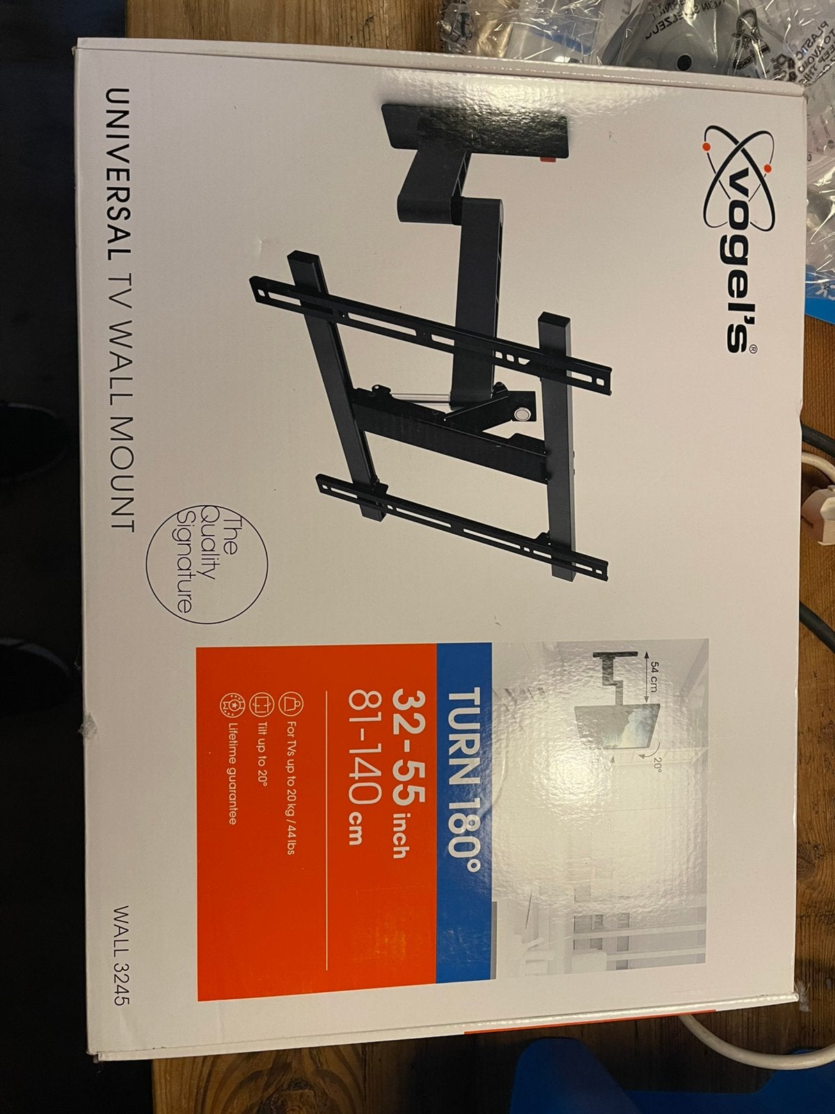 Vogel’s tv steun 180 graden 81-140cm wall 3245, Ophalen, Nieuw