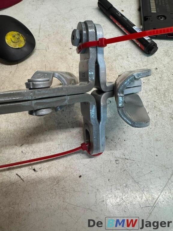 Achterklepscharnier onder set BMW X5 F15 F85 7352697, Gebruikt, Ophalen of Verzenden, BMW